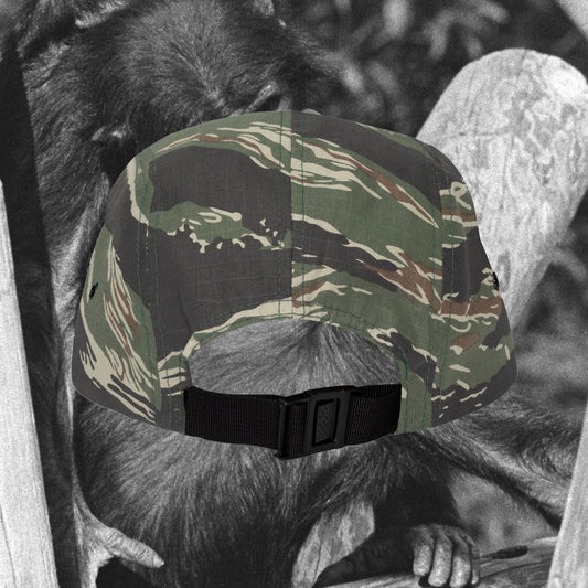 "GG RUBBING" camo 5-panel cap